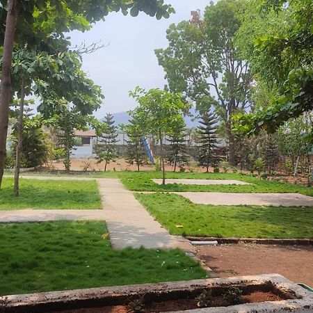 Hotel Metro Palace Resort 카르자트 외부 사진