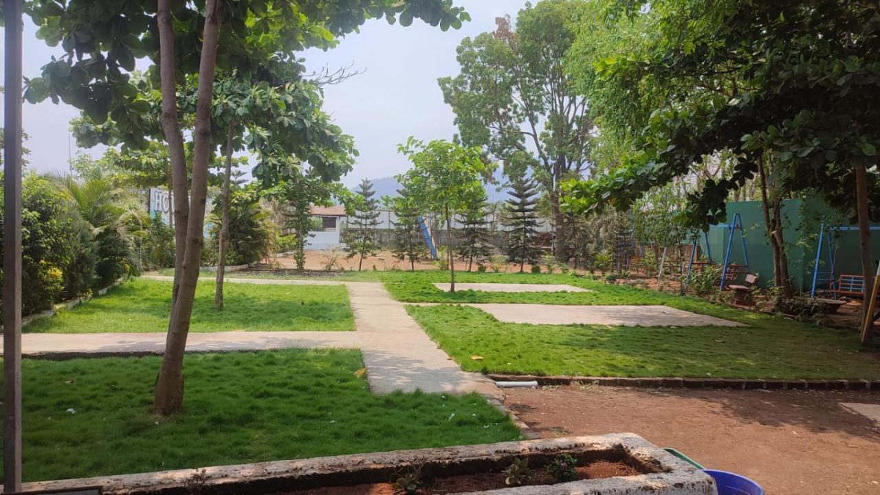 Hotel Metro Palace Resort 카르자트 외부 사진
