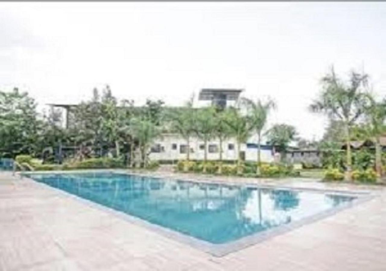 Hotel Metro Palace Resort 카르자트 외부 사진